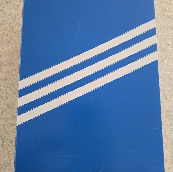 2020 Adidas Originals Superstar Vivid Red White H68094 Mens 10.5. DEAD STOCK - Picture 11 of 11